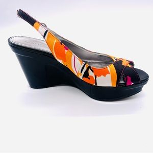 MARC FISHER Platform Peep Toe Wedges Sandals Shoes Multi Color Black Pat…